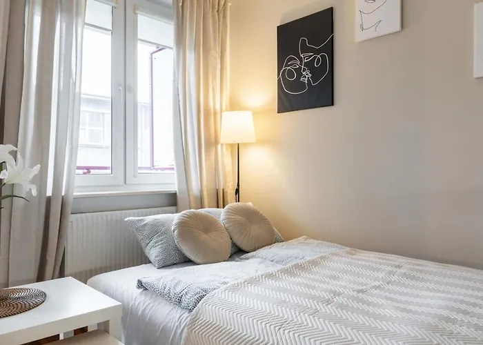 Goldenberry Mokotow *