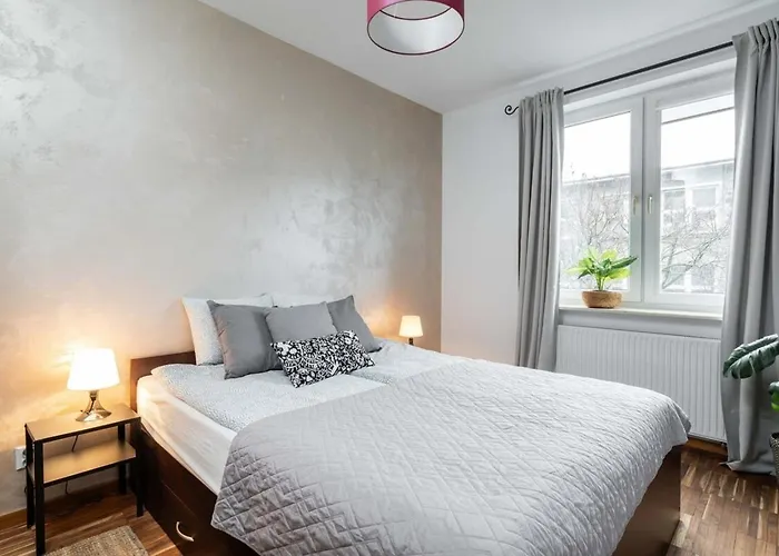 Goldenberry Mokotow *